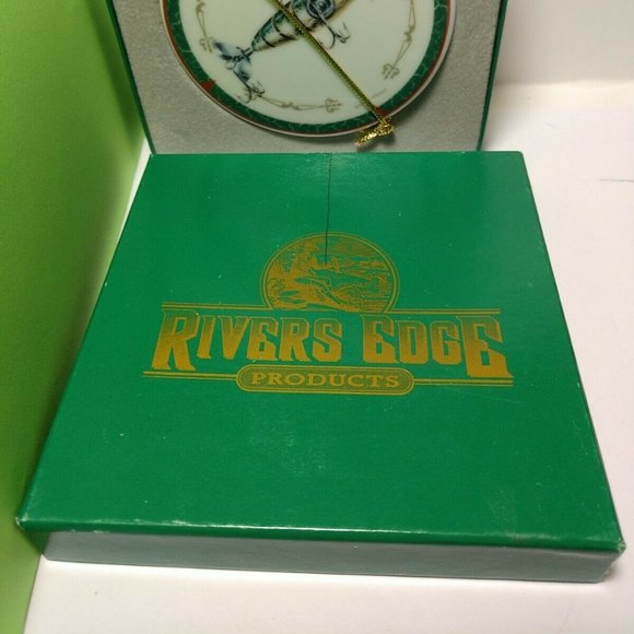 Fishing Lure Ceramic Ornament By River's Edge New In Box - Picture 2 of 12